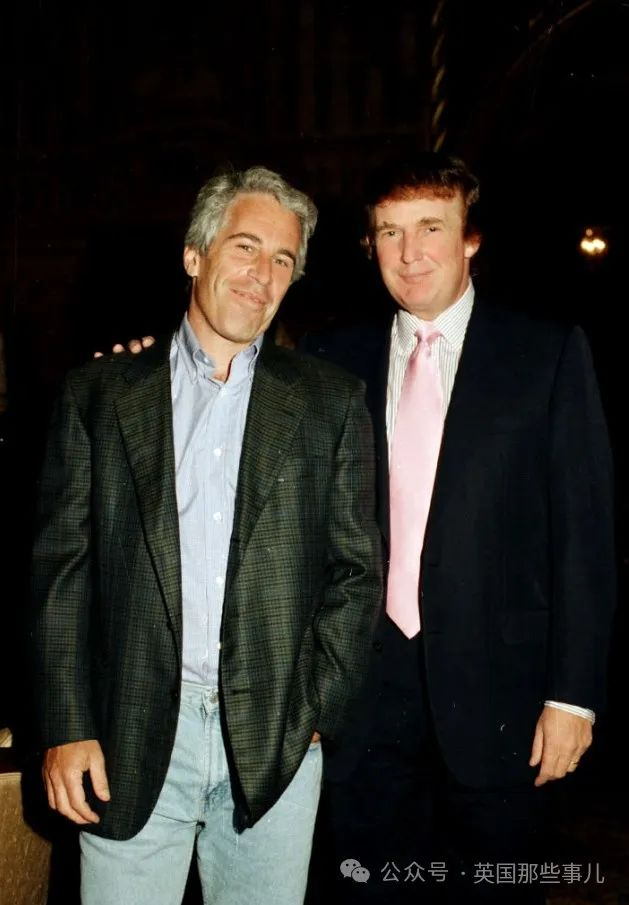 （两人年轻时的合照）