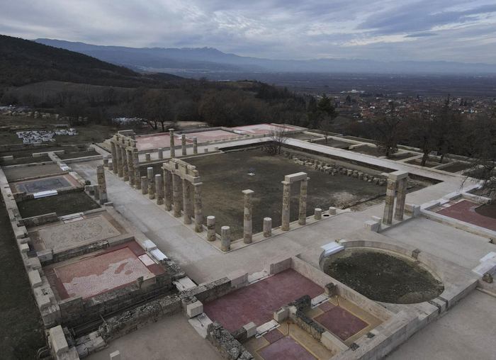 希腊:古马其顿王国宫殿遗址重新向公众开放|希腊_新浪新闻