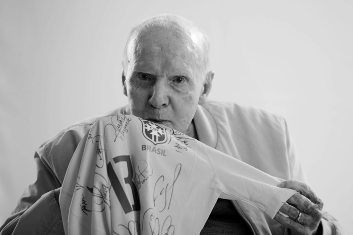 巴西足球传奇人物马里奥·扎加洛去世。  图/巴西足协官网