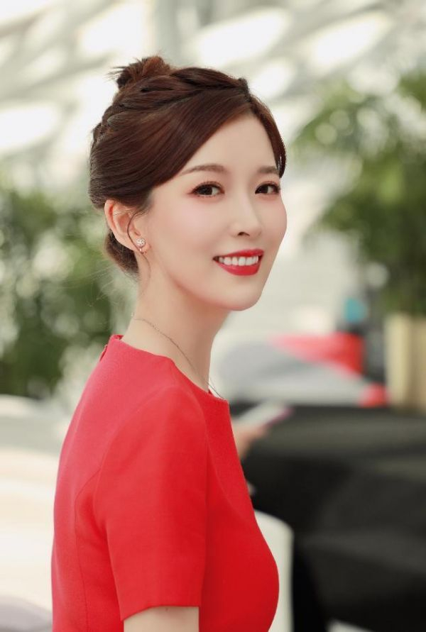 哈佛校花朱梓橦最新图片,个人档案资料最全解析|哈佛_新浪新闻