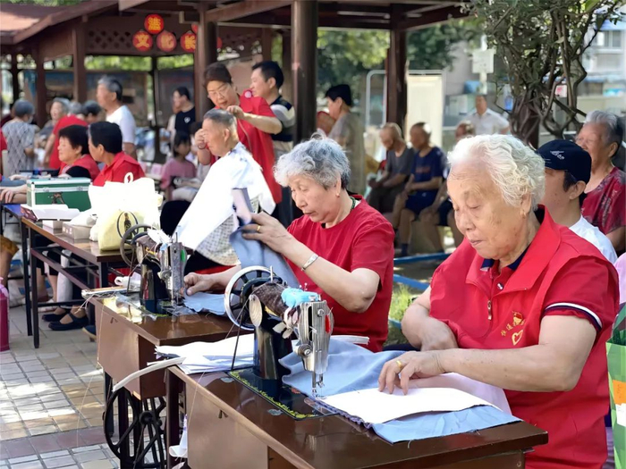 瑶海区恒通社区“暖宝”幸福驿站