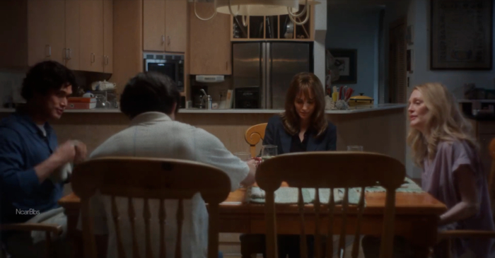 （图/《五月十二月》）