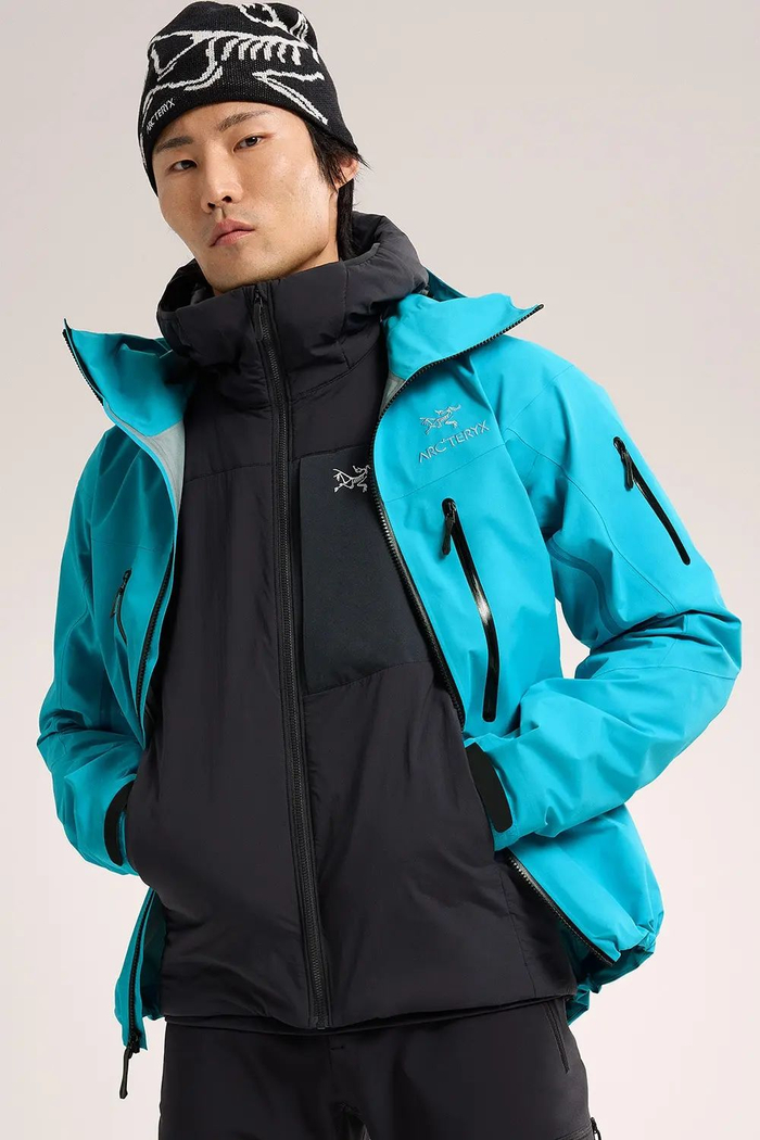重磅:「始祖鸟arcteryx」alpha sv新款冲锋衣曝光,官网开售了.