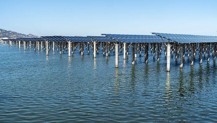 晶澳科技发布新品抢滩海上光伏有前景吗