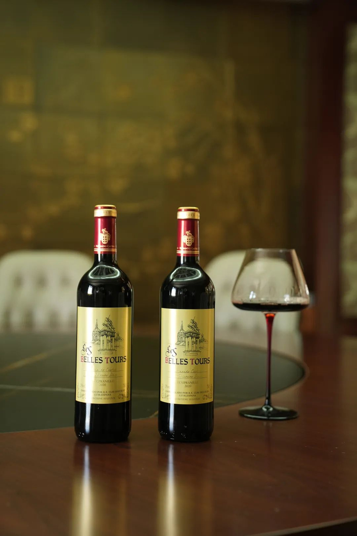 西班牙120颗丹魄葡萄精酿干红,不可错过|葡萄|葡萄酒|干红_新浪新闻