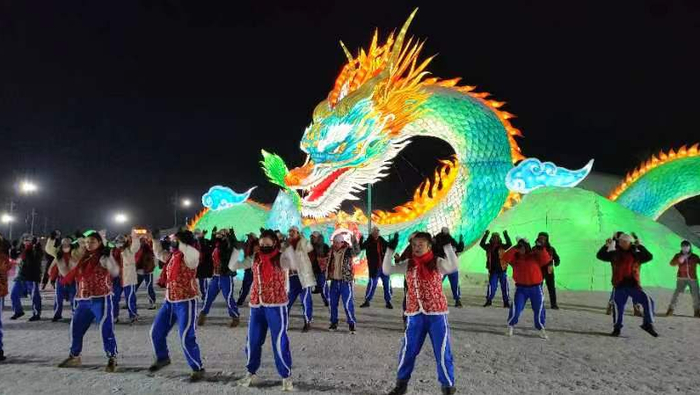 稻梦小镇夜游表演