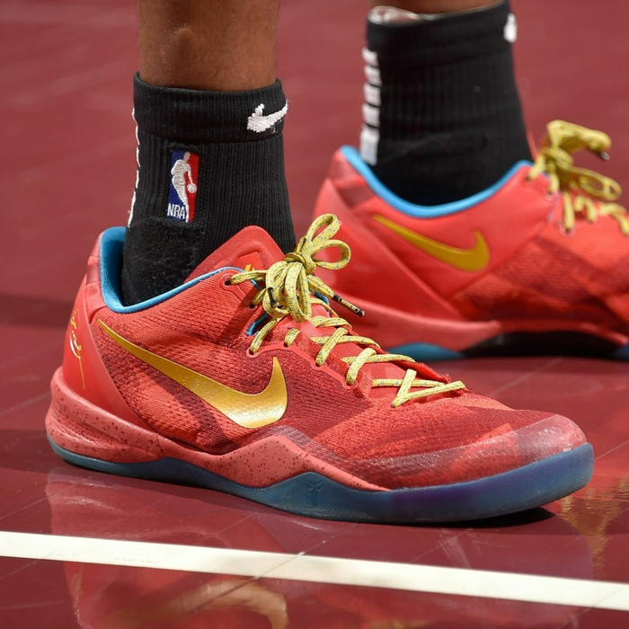 杰克逊nike kyrie 5 "just do it"乔纳森·库明加nike kobe 9 em low