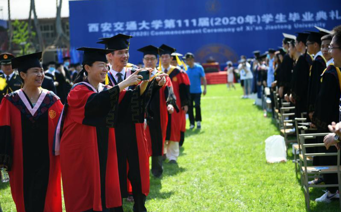 ▲资料图：高校教师。图/新华社