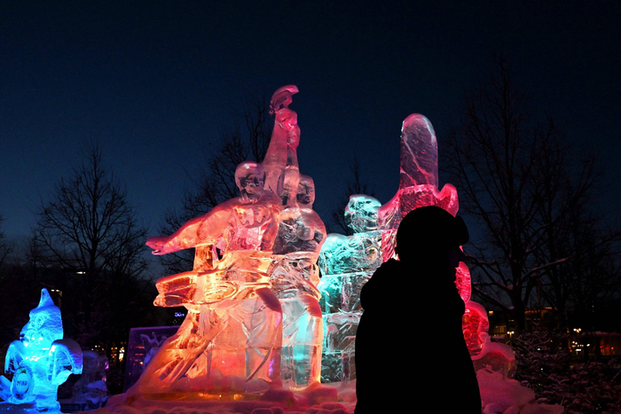 莫斯科的冰雕|冰雕|莫斯科|艺术节_新浪新闻