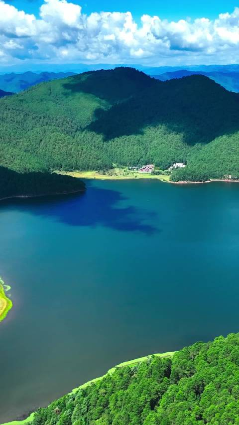 云龙天池保护区四季之美