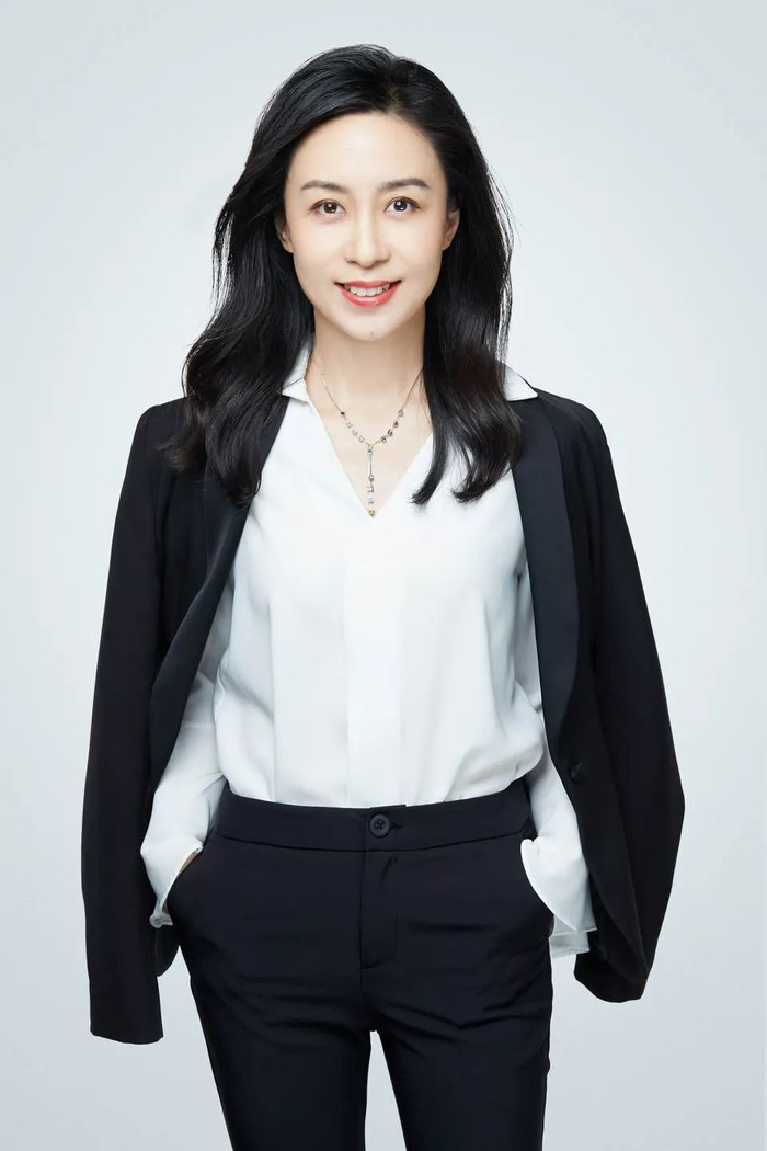 刘倩【北京卓思天成数据咨询股份有限公司cmo】1,请简单对2023年行业