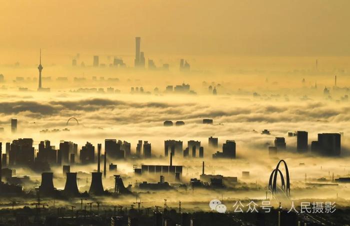 六,注意後期的處理:雲霧天氣中的景物色彩往往偏灰暗,需要在後期處理