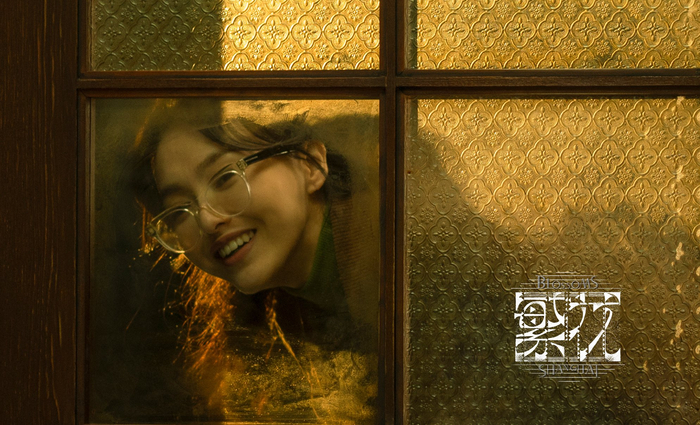 从最初的不确定，到非常确定自己就是汪小姐，唐嫣说这少不了导演王家卫的鼓励。  受访者供图