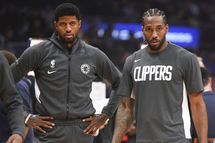 乔治（左）和伦纳德将继续携手作战。