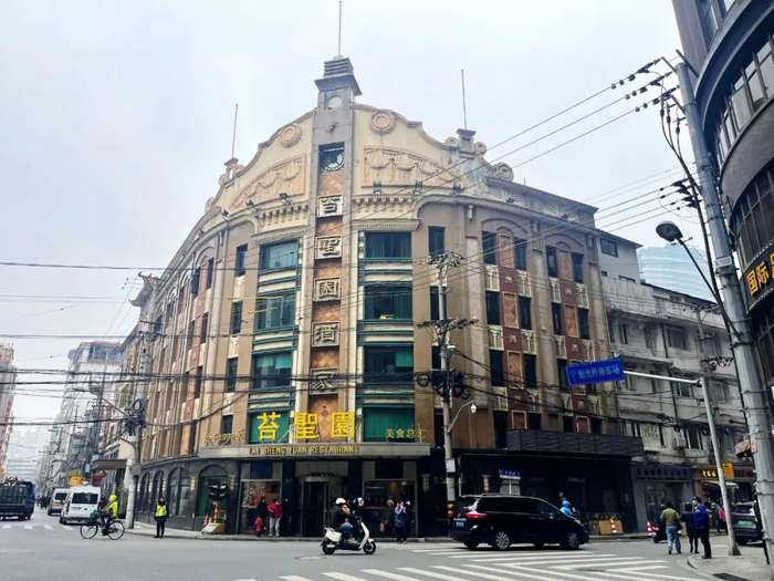 如今位于黄河路凤阳路交汇处的苔圣园（摄影：小瀛洲）