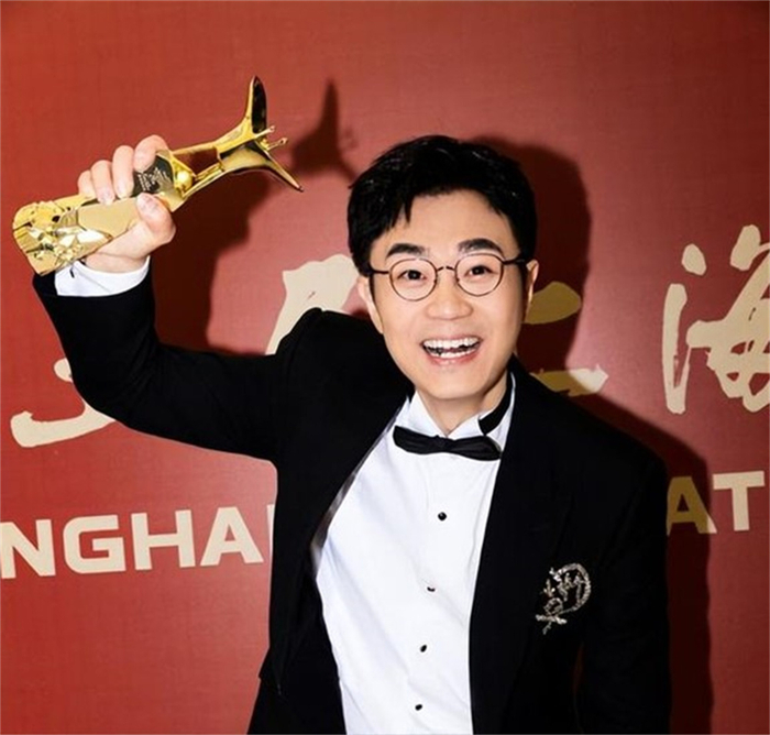 大鹏获得金爵奖最佳男演员