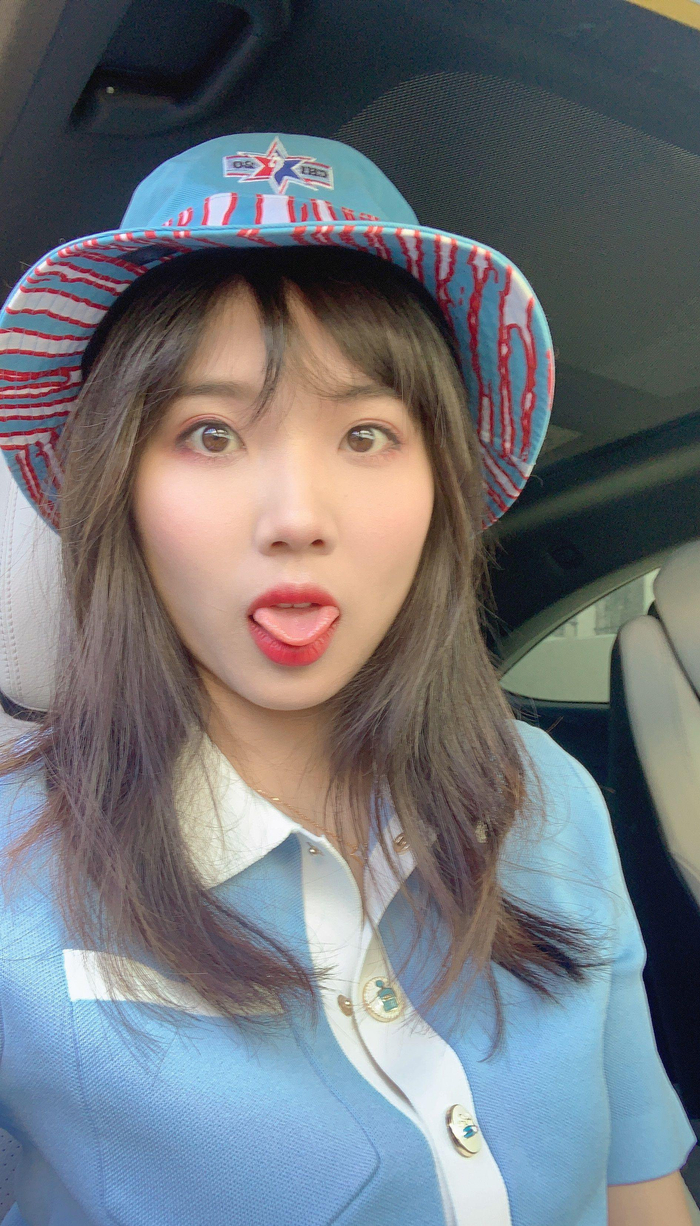 烤肉姐:小卡没考虑过其他球队 他的选择一直是快船