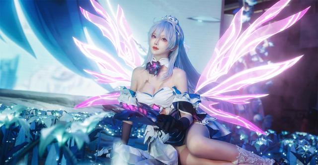 《崩坏3》琪亚娜cosplay|崩坏3_新浪新闻