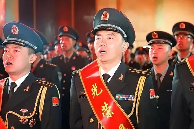 军官转业新变化,快马加鞭!|退役军人安置条例_新浪新闻