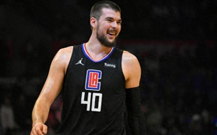 卡椒狂砍59分,哈登划水,替补齐爆,祖巴茨却被虐|祖巴茨|灰熊|哈登