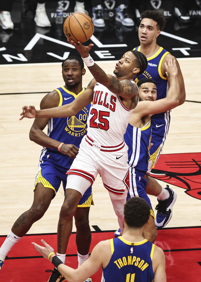 篮球——nba常规赛:勇士胜公牛|莱纳|乔尔|篮球_新浪新闻