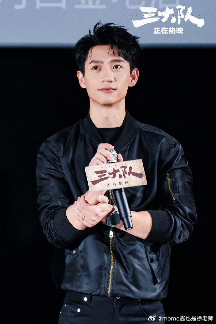 我觉得魏晨的颜值是有被低估的……|魏晨_新浪新闻