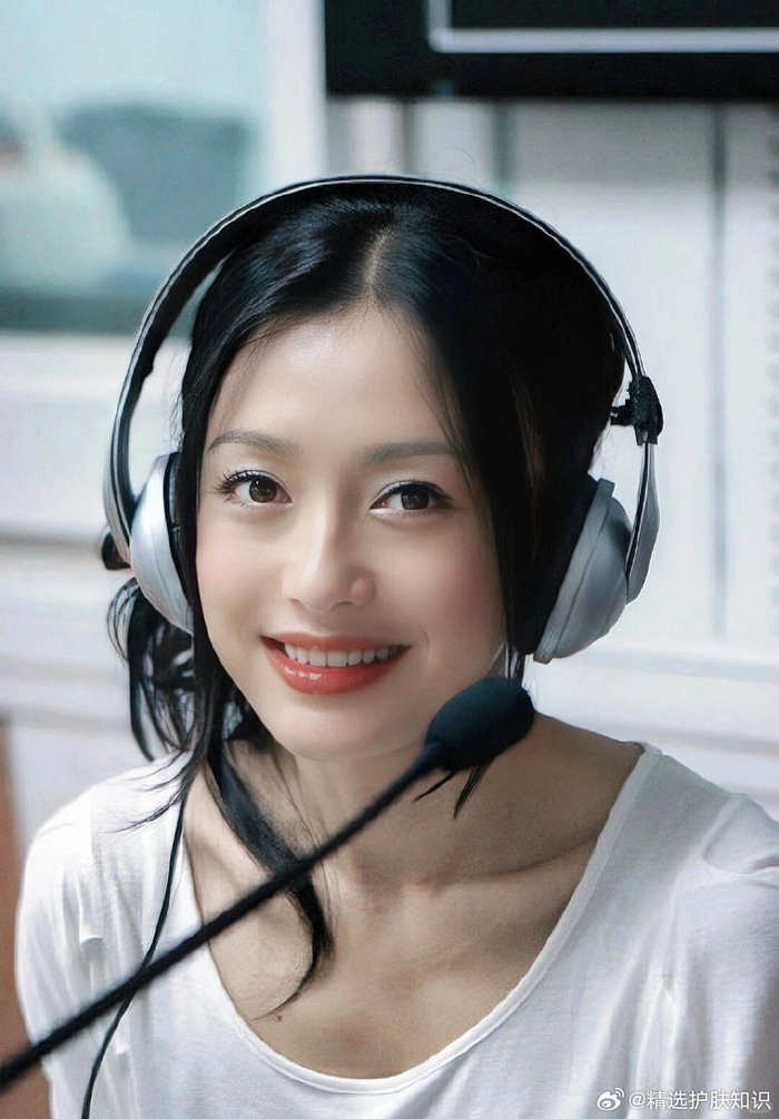 考古秦岚早期,姐是真的美啊,长发真的好好看!|王安宇|秦岚_新浪新闻