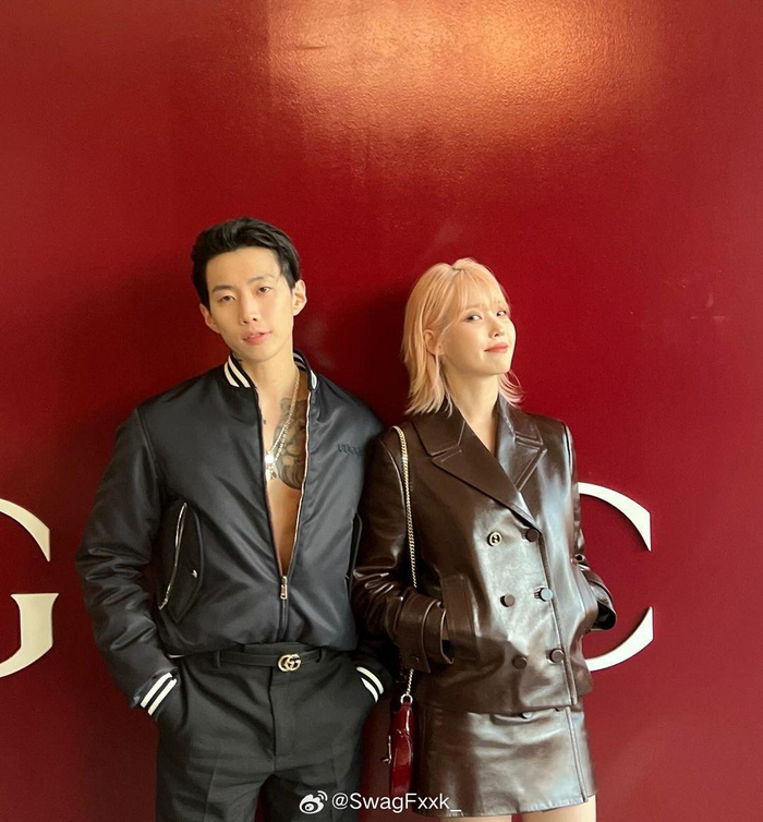 画风太欢乐啦!|朴宰范|画风|合影_新浪新闻