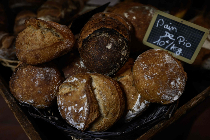 法国波尔多制作古法面包