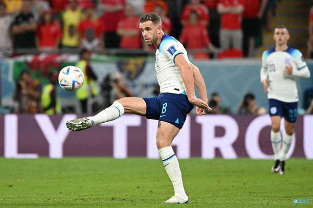 记者亨德森还没表态想离队杰拉德将和达曼总监讨论球员的情况