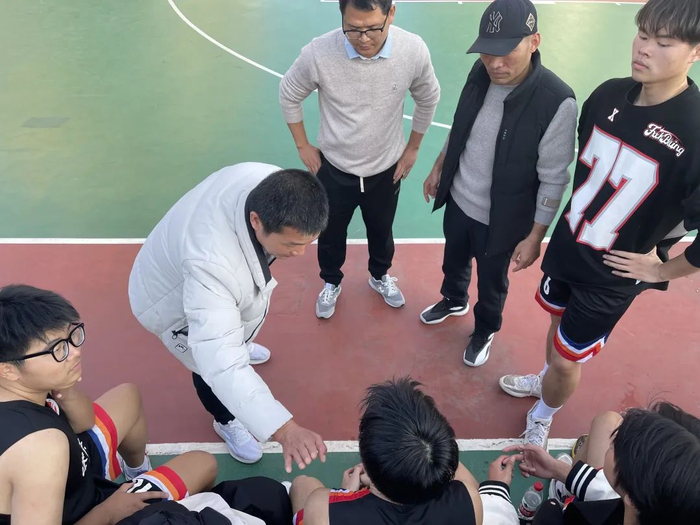 陈   祺融城中学:吴文星京师学校:罗传烽元洪高中:周必成海口中学:陈