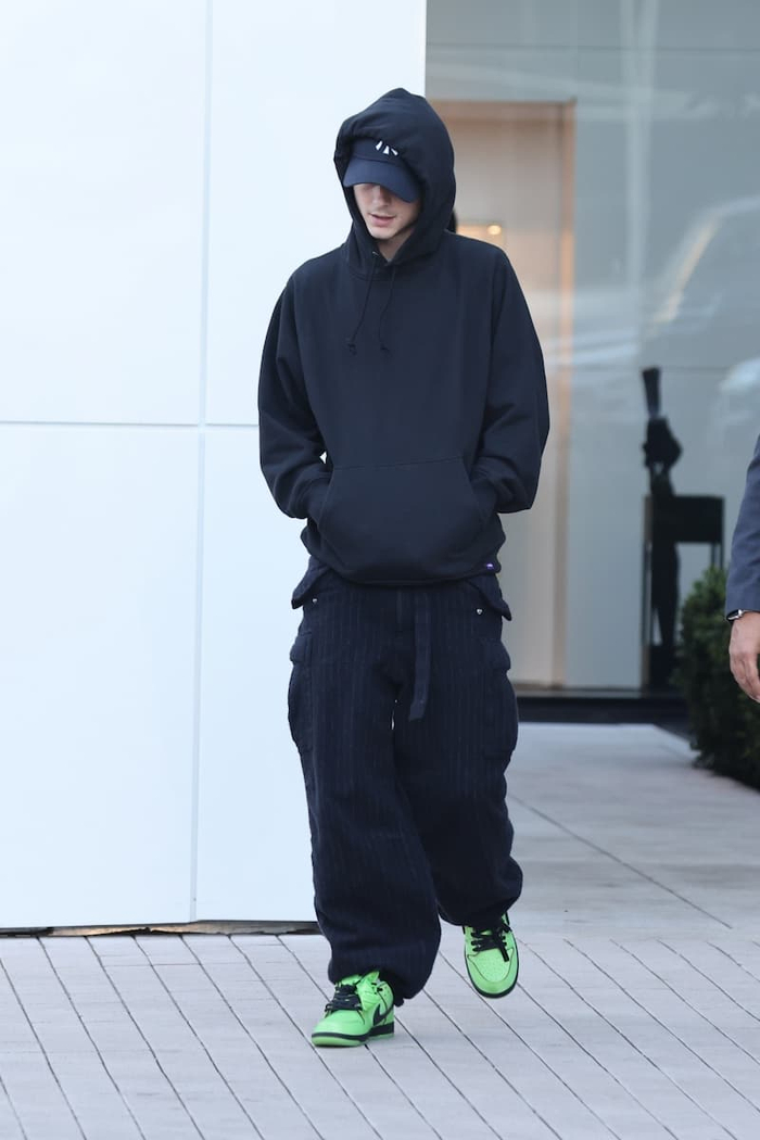 虐狗凯莉kyliejennerx甜茶频繁公开激吻网友都看不下去了啊