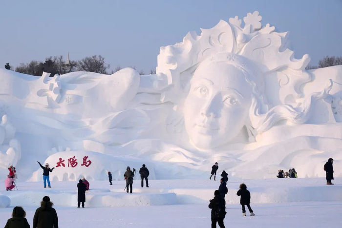 一定要看看东北传来的这组照片,太震撼了!|雪雕|哈尔滨市_新浪新闻