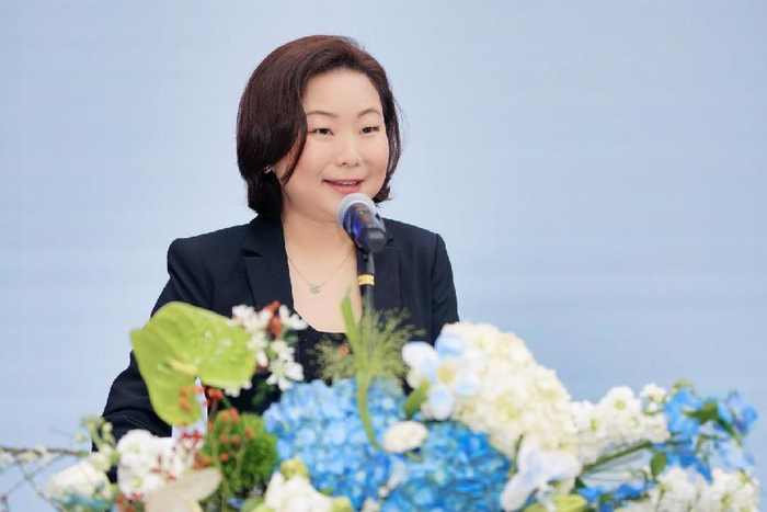 探索艺术服务社会新模式广美首届绘画艺术学院年展把教室变展厅