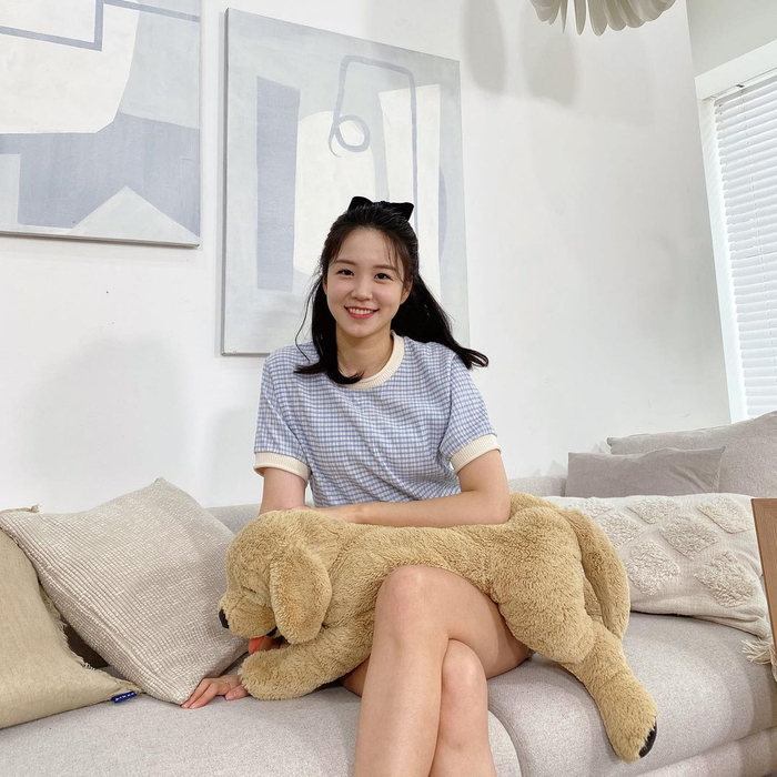 韩国再度出征亚洲杯,女主播为其加油|亚洲杯|韩国_新浪新闻