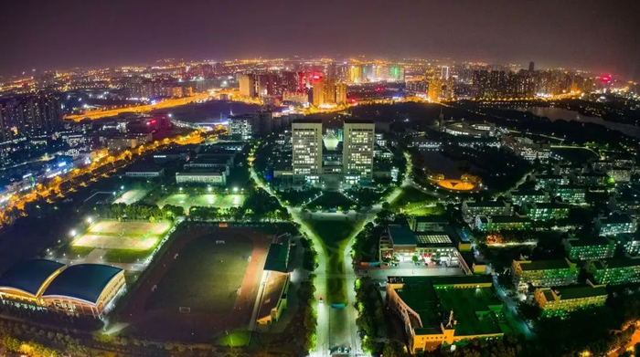 合肥工业大学夜景。（图源：合肥工业大学）