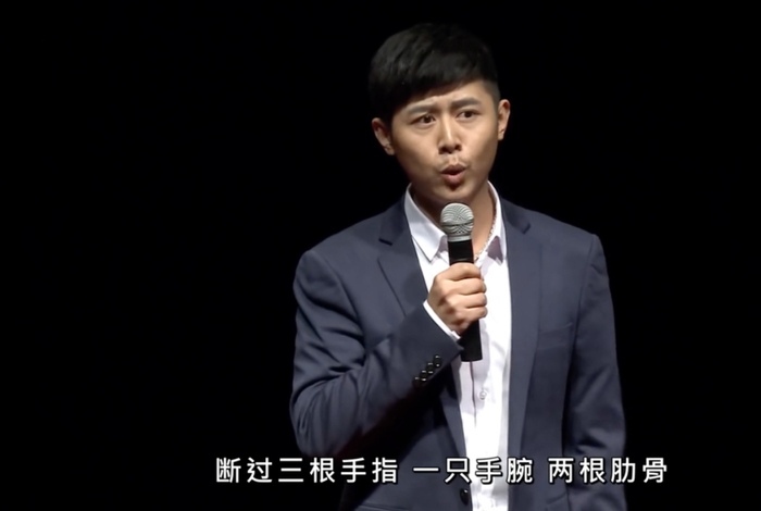 大冰,你坏|大冰|乖,摸摸头_新浪新闻