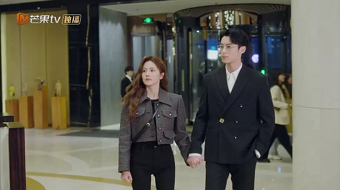 《以爱为营》剧照