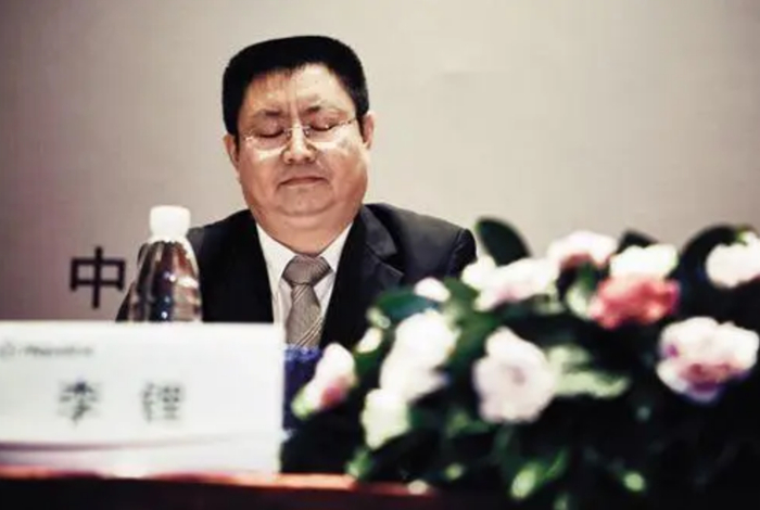 中国前首富遭遇电诈"鬼故事"|海普瑞|李锂|意大利_新浪新闻