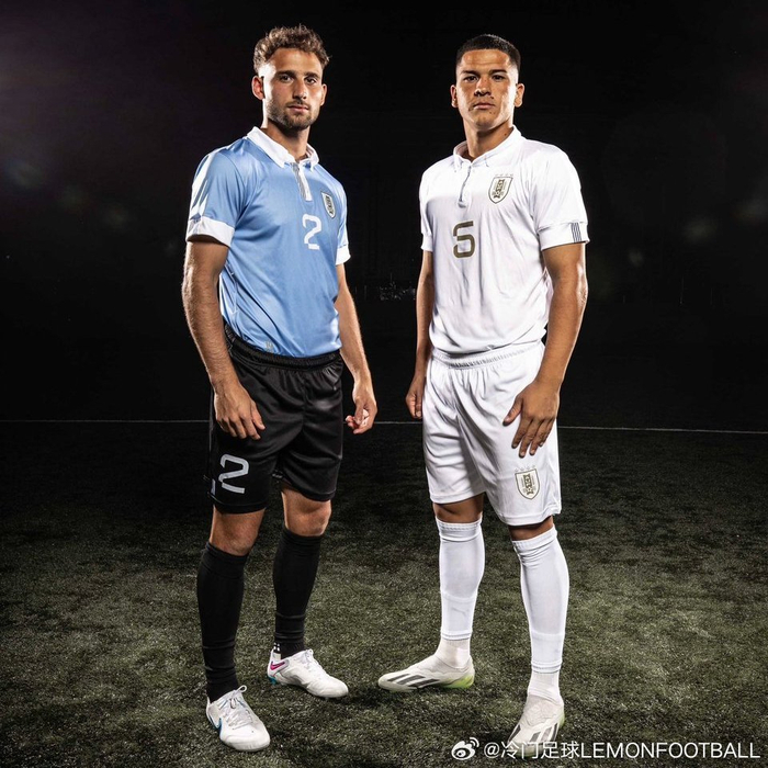 百年丨乌拉圭推出百年纪念款战袍|金牌|乌拉圭|奥运会男足比赛_新浪