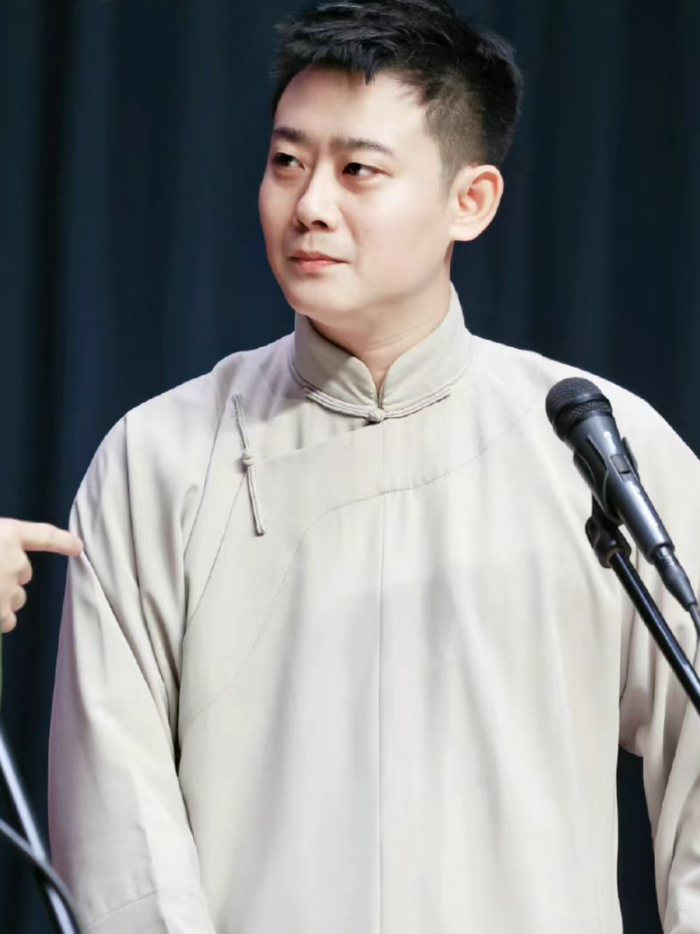 整活还是要看德云社呀,德云社栾云平在线表演嘴硬