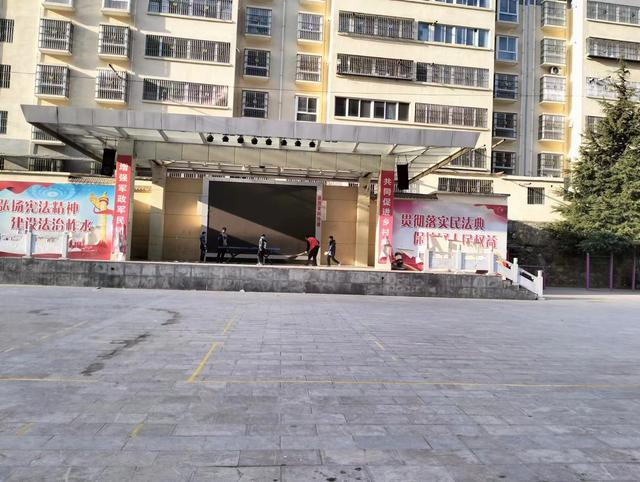 柞水县红岩寺镇五式举措聚力打造干净红岩