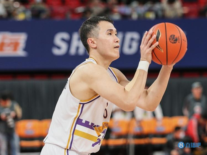 张帆复出首战狂轰38分刷新个人单场得分新高 生涯至今6次斩获30 |张帆