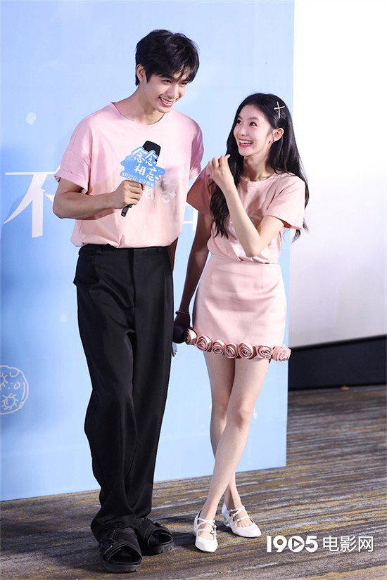 黄渤,舒淇,倪妮,于适,白客,艾伦,万茜,周也,刘浩存,宋威龙,王大陆,张