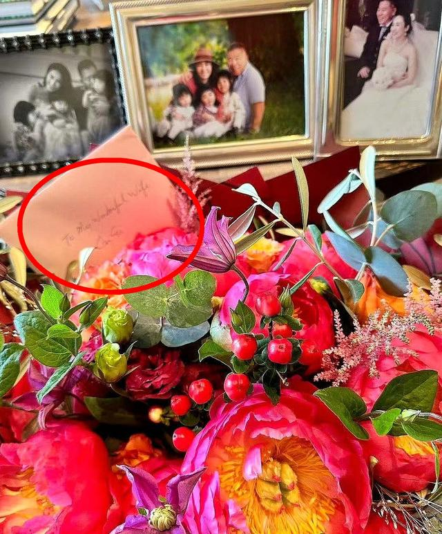 黎姿结婚15周年晒合影,甜称丈夫是真爱,马廷强大赞老婆无与伦比|黎姿