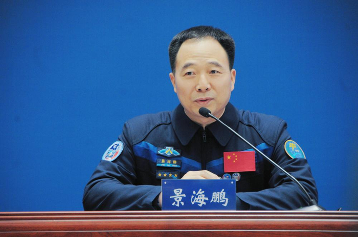 "博士乘组"返回地面后首次公开亮相,景海鹏"爆料"|景海鹏_新浪新闻