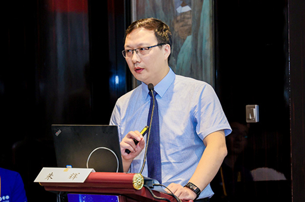 徐州仁慈医院朱辉:18年如一日,"医"心为民践初心|朱辉|徐州市_新浪