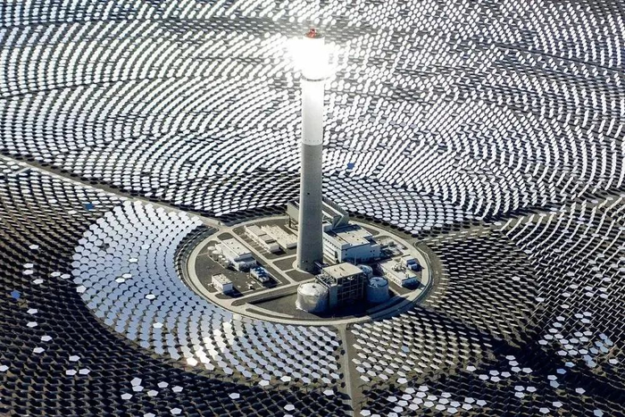 图：光热发电。| 图片来源：视觉中国