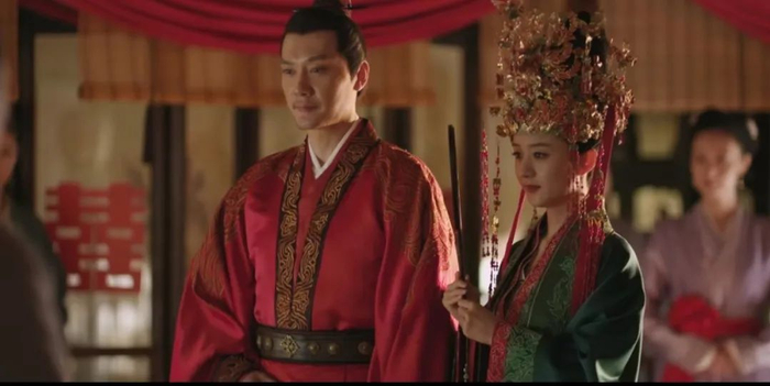 近年来，中式婚礼也广受年轻人的欢迎。（图/《知否知否应是绿肥红瘦》）