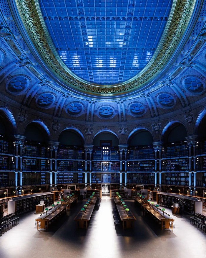 青年看时装｜法国国家图书馆的又一场跨文化大秀